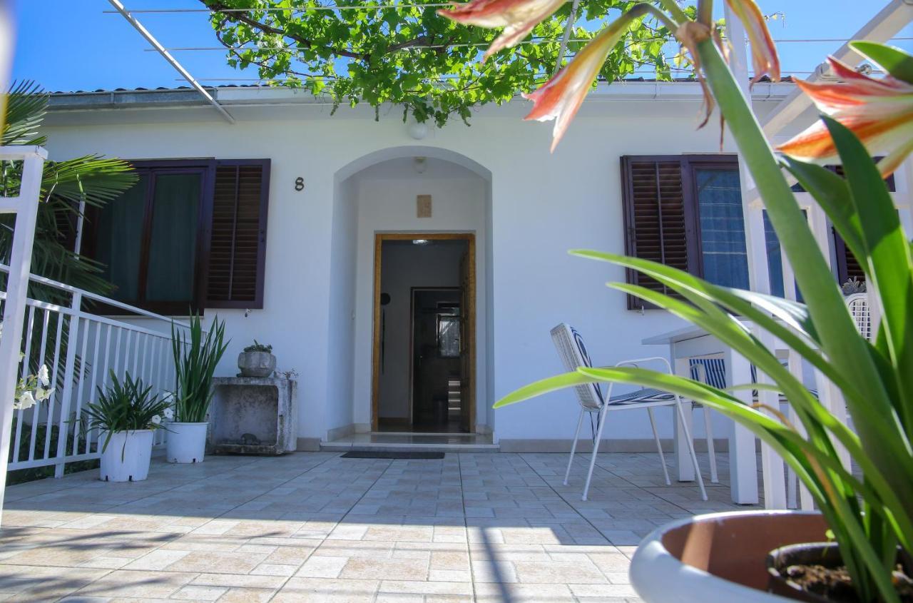 Artistic Summer House Marinovic With Garden&Bbq 苏佩塔尔 外观 照片